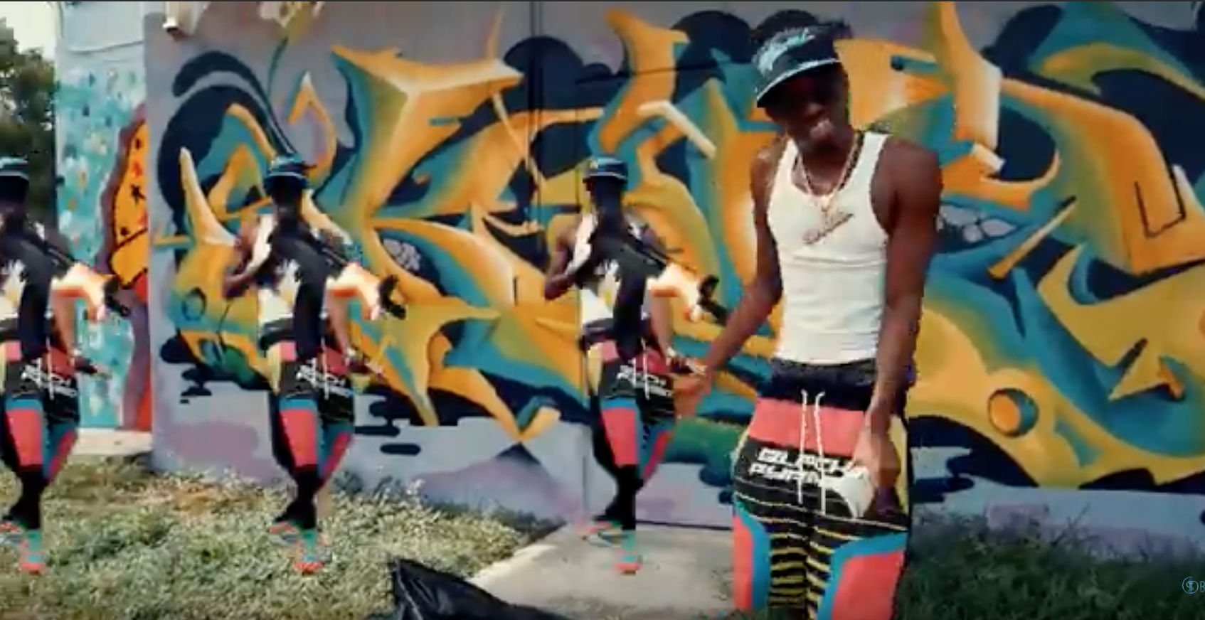 Watch Smoak Dawgg’s Video For “Boblatin”