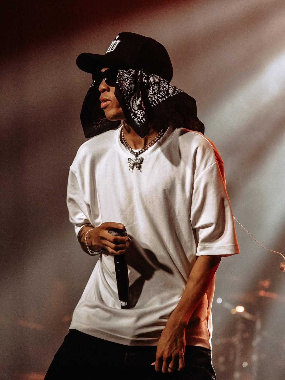 Jon Keith Enjoys Life With New EP ‘Butterflies’